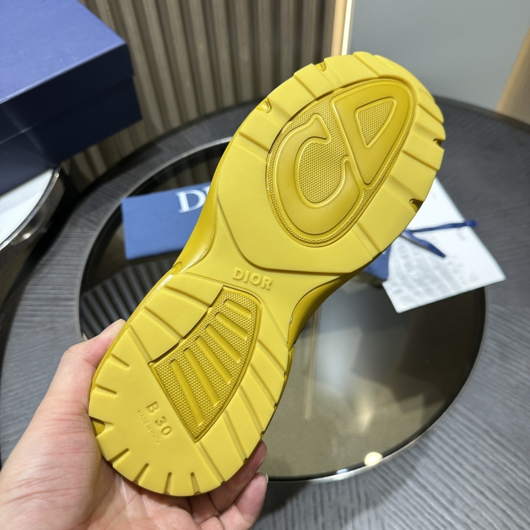 D10r shoes 001