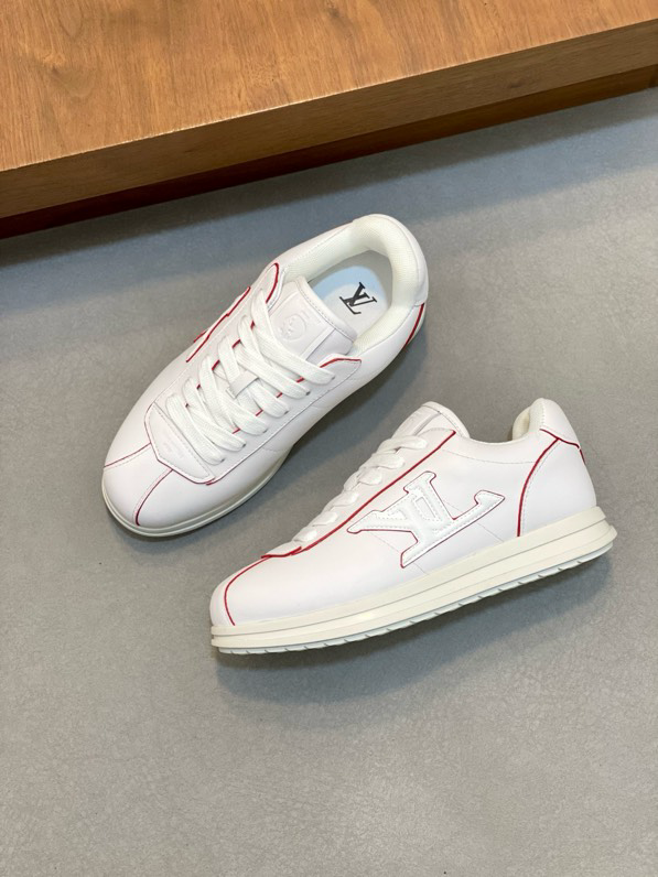 LV Sneaker 17