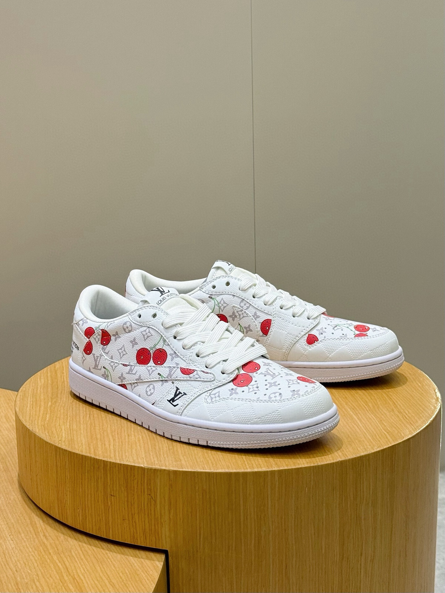Lv Nike Collaboration Sneakers 01