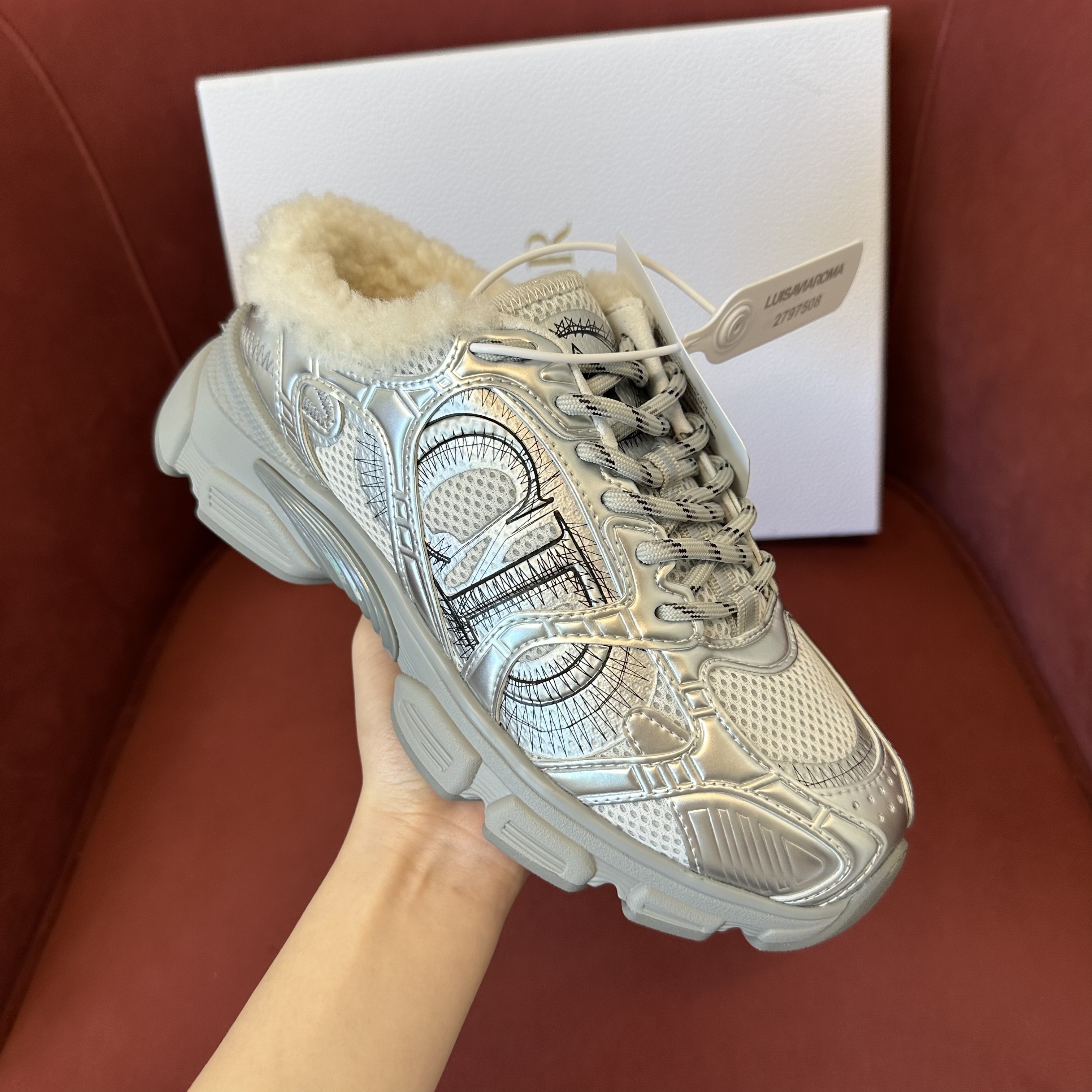D10r low-top plush sneakers 03